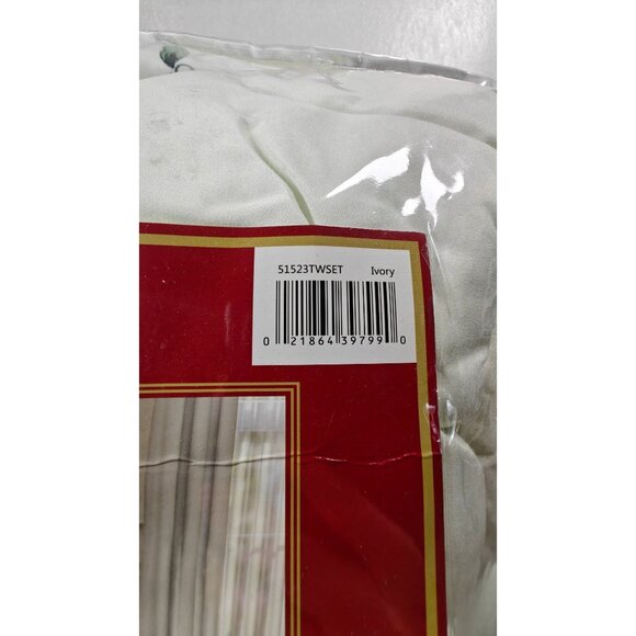 Spode Christmas Tree Twin Comforter Set - Picture 2 of 6